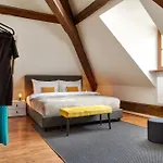Maison d'hôtes Orangerie Garden By Kh 4*