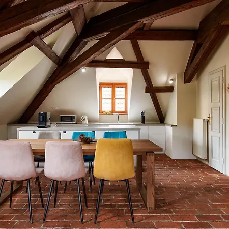 Orangerie Garden By Kh 4* Cesky Krumlov